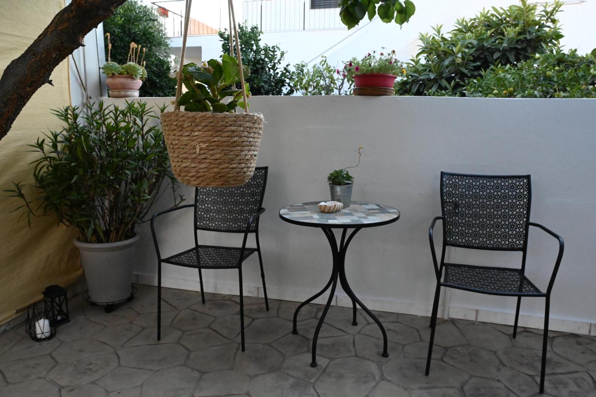 Evita'S Guesthouse Agia Marina Mikrolimanou Экстерьер фото
